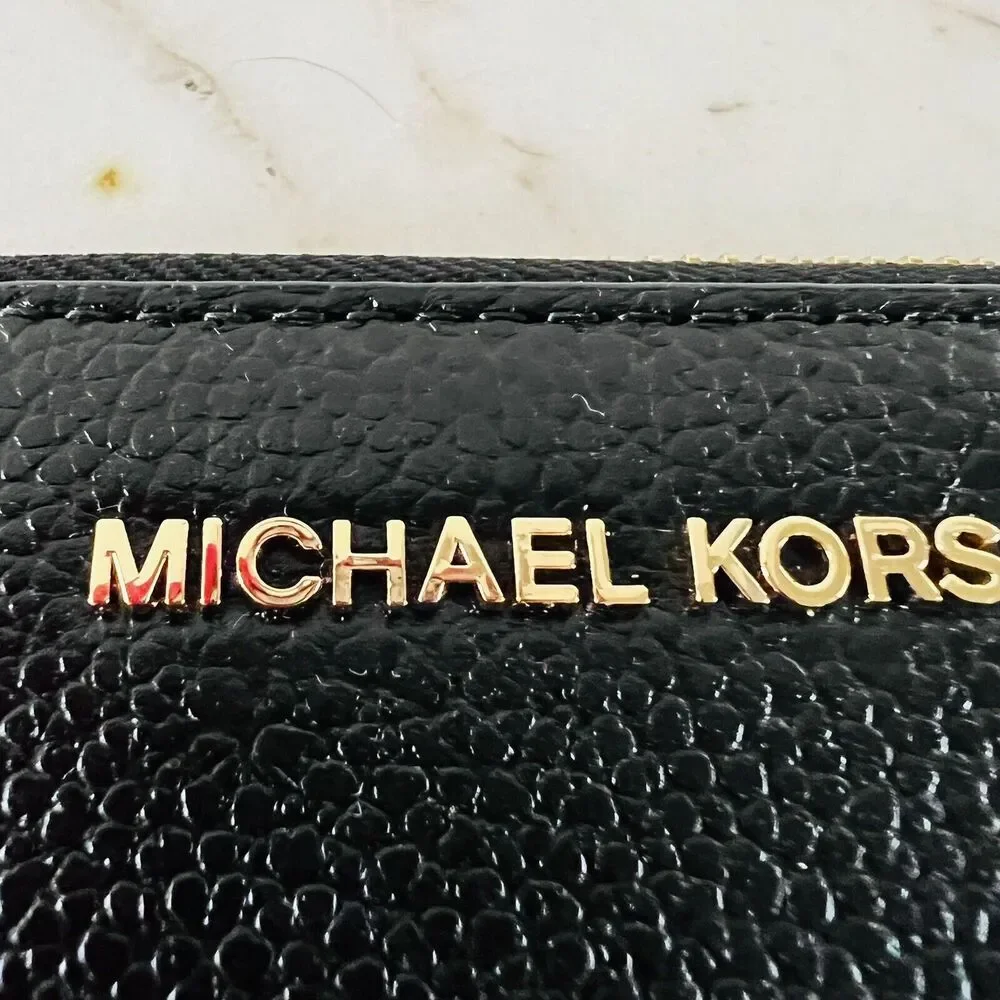 MICHAEL KORS Black Leather Flat Multi Function Phone Case Zip Wallet Wristlet
